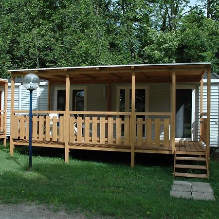 קאסטיגליונה דל לאגו Camping Listro מראה חיצוני תמונה